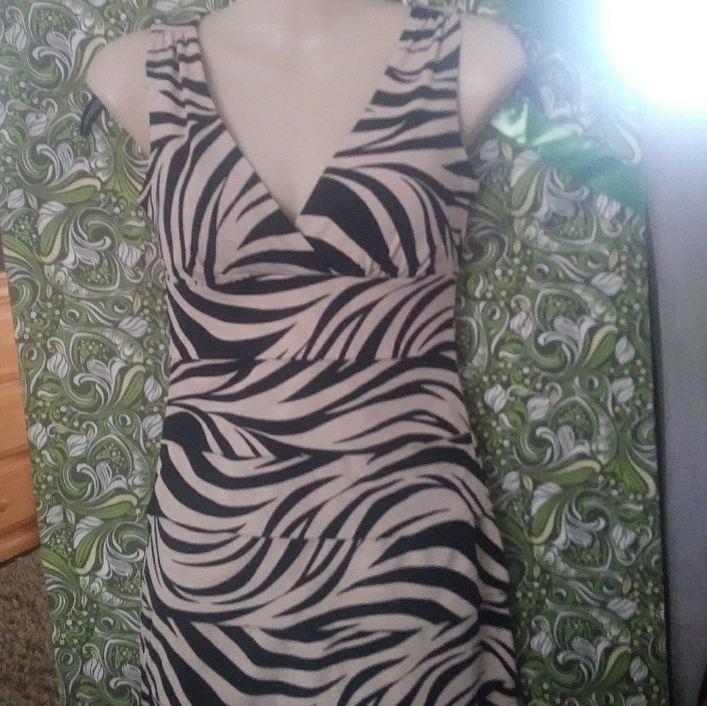 Size small party dress